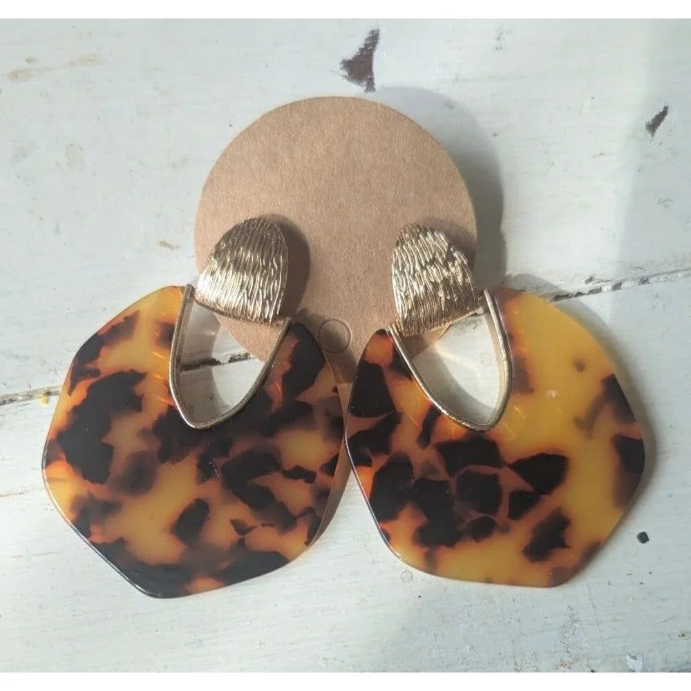 Paparazzi My Animal Spirit - Gold  Earrings